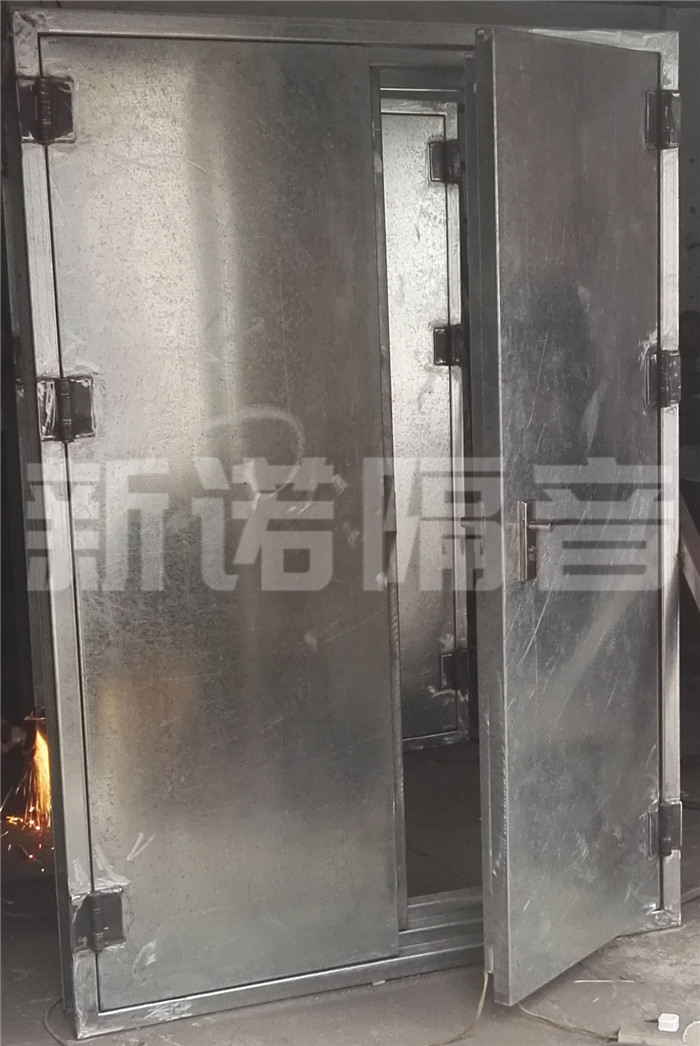 隔聲門